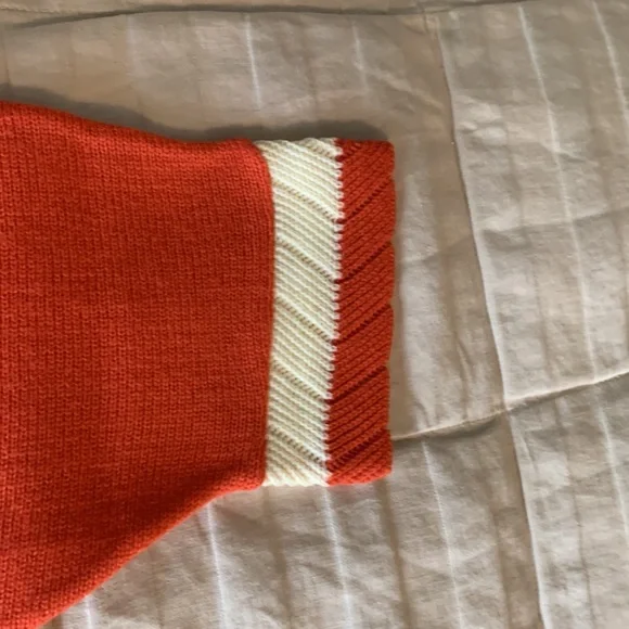 Woman’s vintage short sleeve sweater - Picture 5 of 7